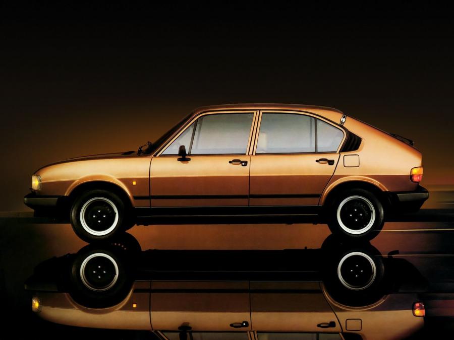  Alfa Romeo Alfasud Quadrifoglio Oro (901) 1982 года  (фото 15 из 16)